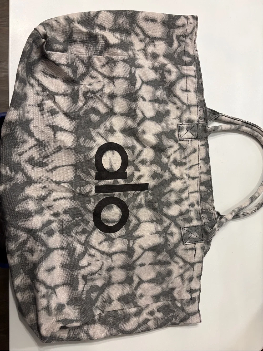 ALO Yoga Grey and Cream Tie-Dye Canvas Tote